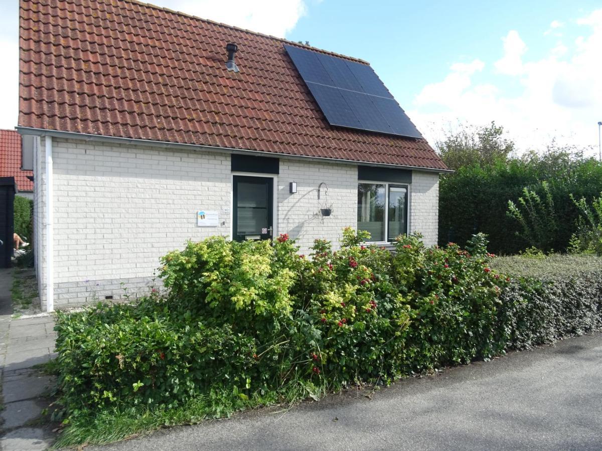 Kustverhuur, Park Schoneveld, Stern 240 ブレスケンス エクステリア 写真