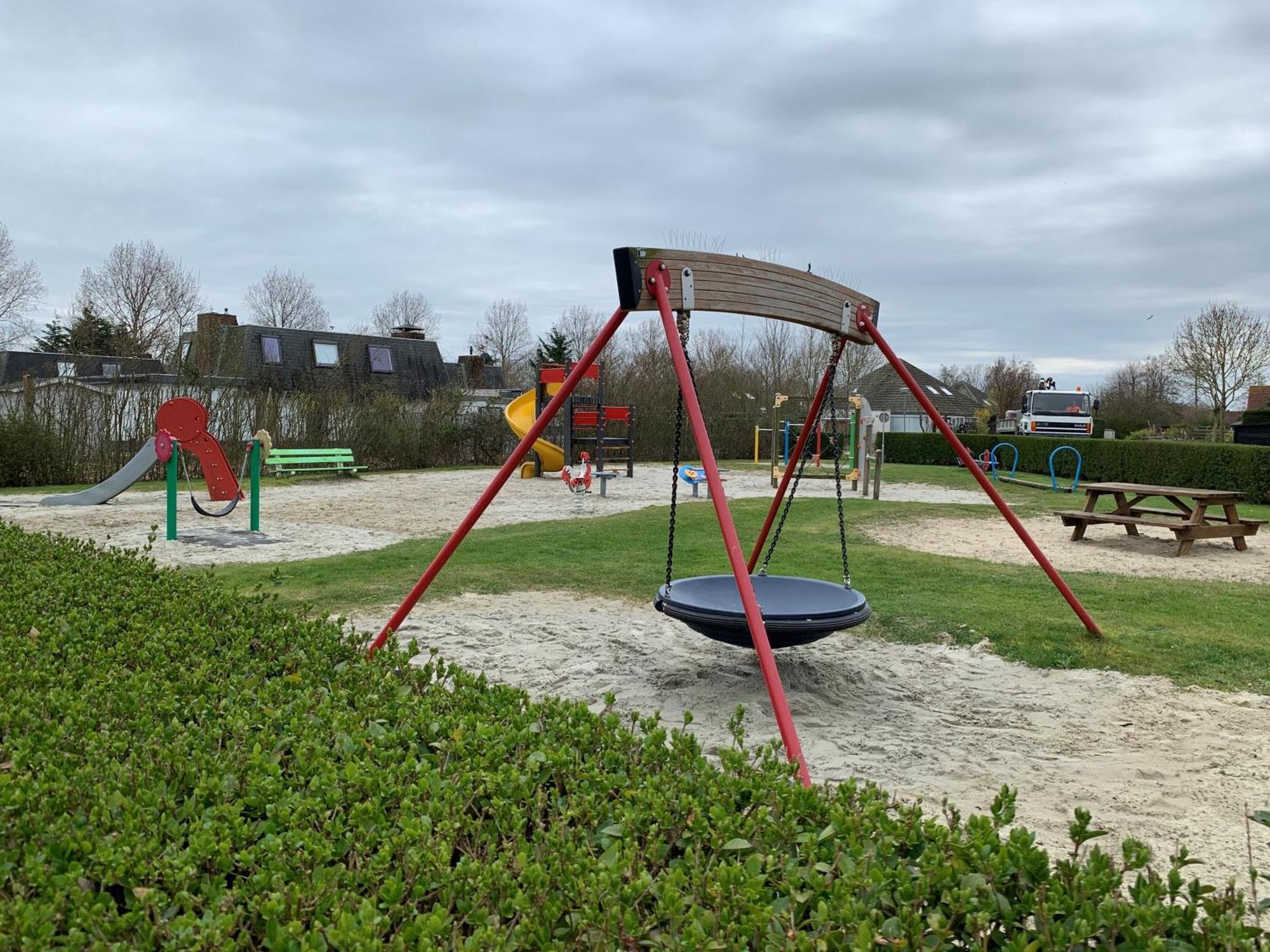 Kustverhuur, Park Schoneveld, Stern 240 ブレスケンス エクステリア 写真